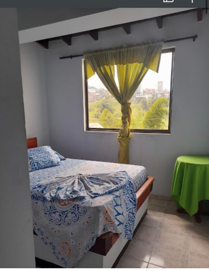 Hotel Cambulos مانيزاليس المظهر الخارجي الصورة